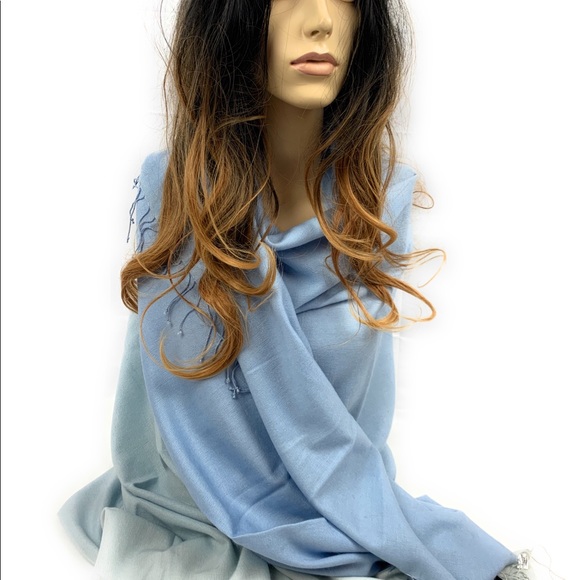 Ombré pashmina shawl - Picture 5 of 9